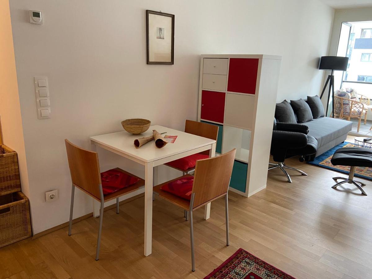Apartment 9 Stops Away From City-Centre Виена Екстериор снимка
